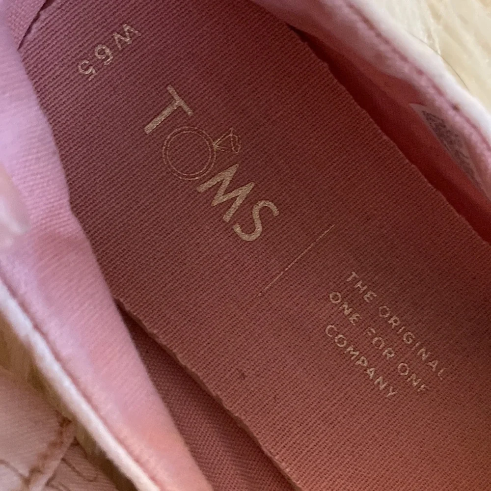 TOMS canvas espadrille